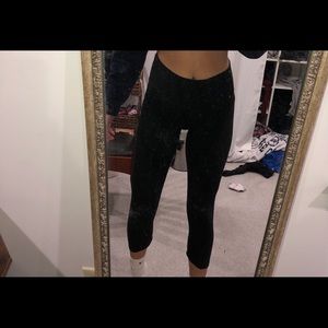 Black old navy capri cotton fitted leggings
